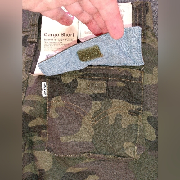 🆕 Levi's | Camouflage Relaxed Fit Cargo Shorts Boys Size 8 Waist 24 Adjustable - Picture 4 of 15